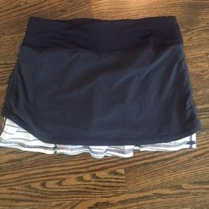 Lulu lemon skirt